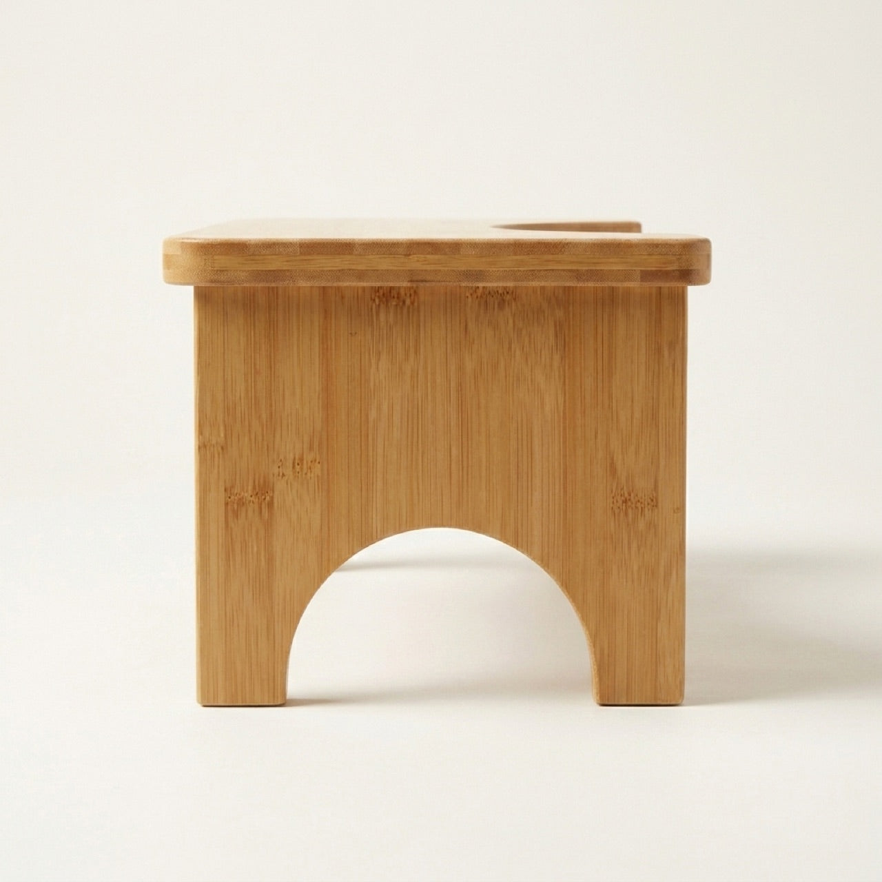 Posa studio, side profile